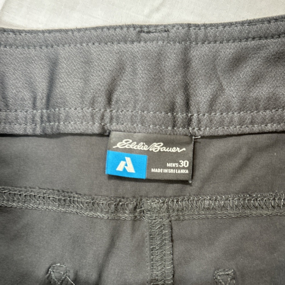 Eddie Bauer First Ascent Shorts Men's Size 30 Gray Cargo - Picture 5 of 11